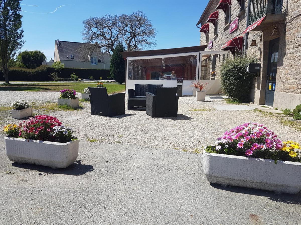 Auberge Le Guinefort Léhon Extérieur photo