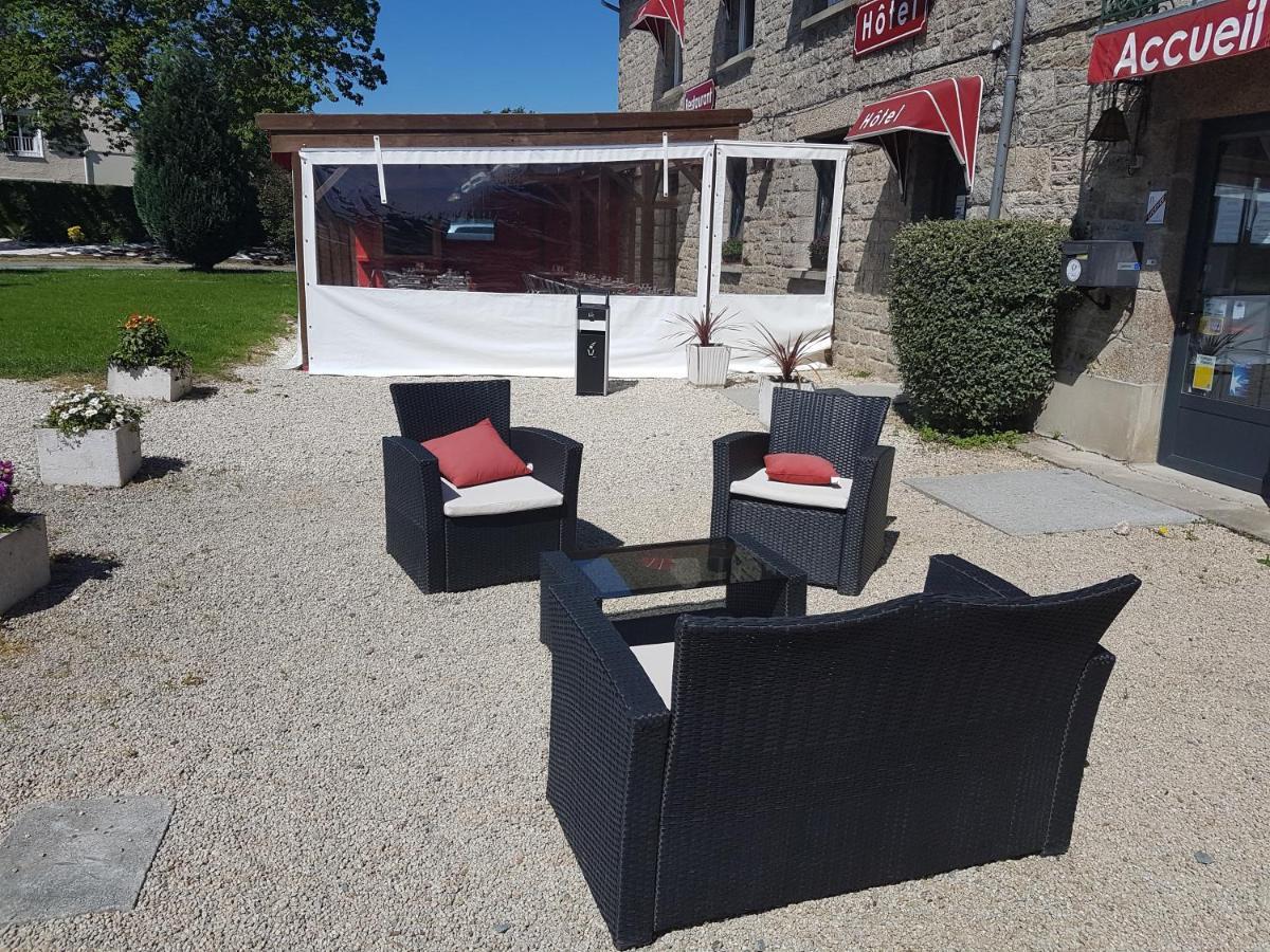 Auberge Le Guinefort Léhon Extérieur photo
